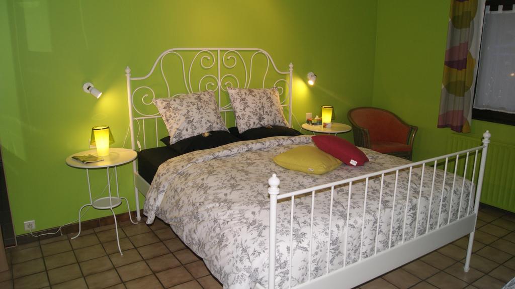 Bed and Breakfast Fleurs-Sauvages Hebronval Pokoj fotografie